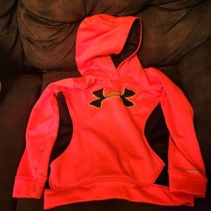 Under armor girls medium sweatshirt